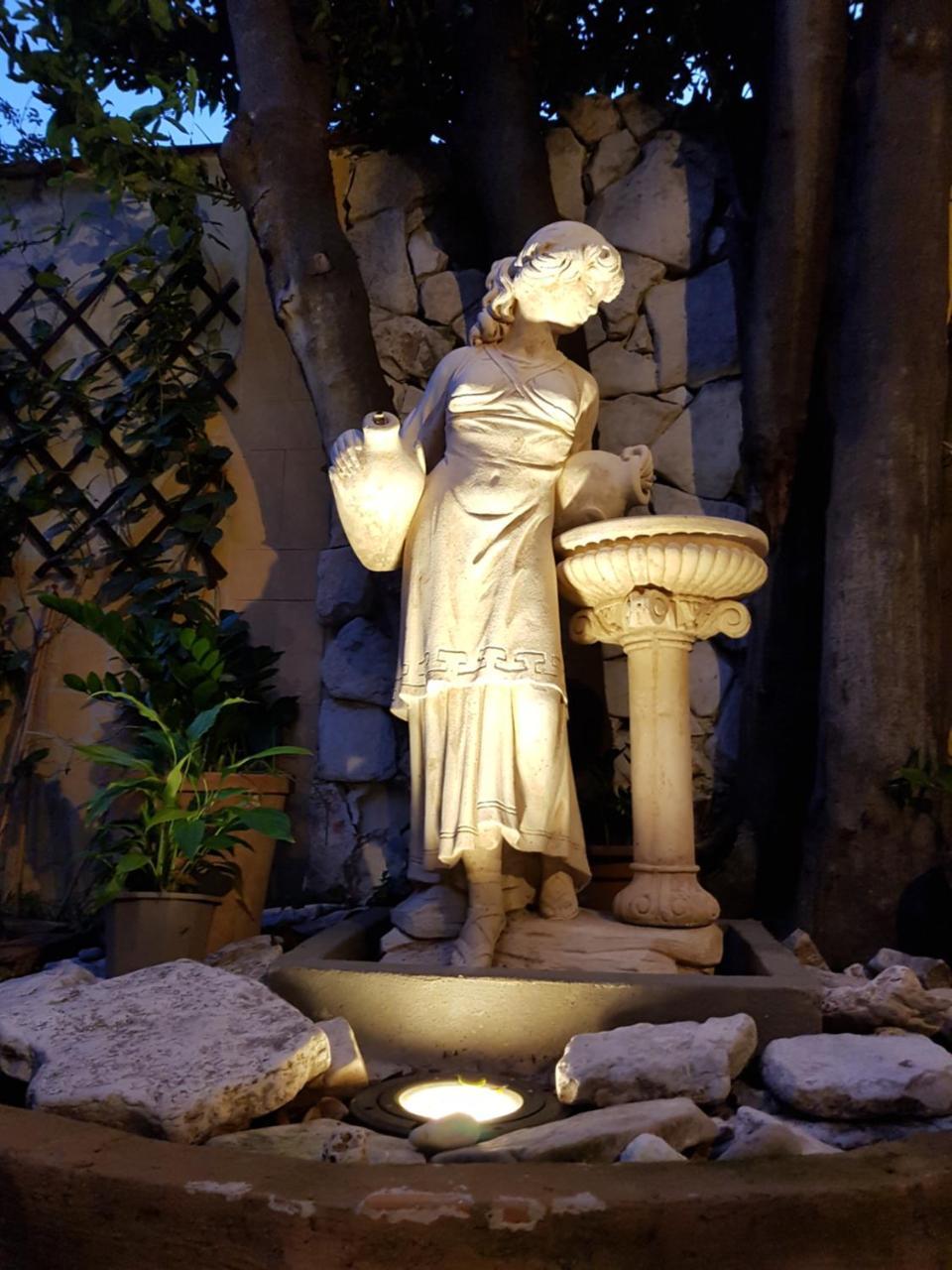 Il Giardino Di Daphne Bed & Breakfast Naples Exterior photo